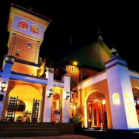 The Castle Chiang Mai Hotel Kültér fotó